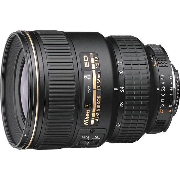 Nikon AF-S Zoom-Nikkor 17-35mm f/2,8D IF-ED (2,1x)